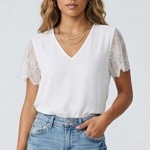 Express Womens XL Ivory White V-Neck Blouse Eyelash Lace Flutter Sleeve Top